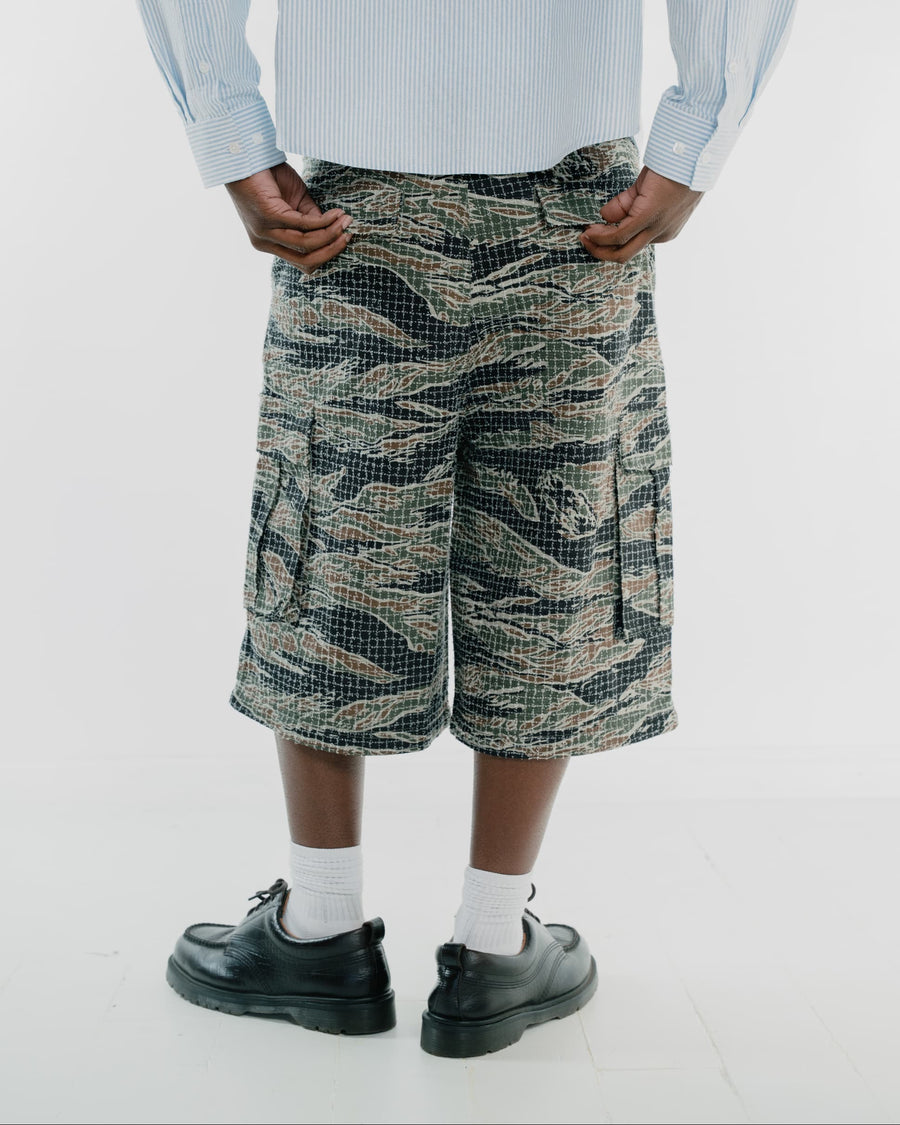 TIGER CAMO NEEDLE PUNCH CONVERTIBLE SHORTS