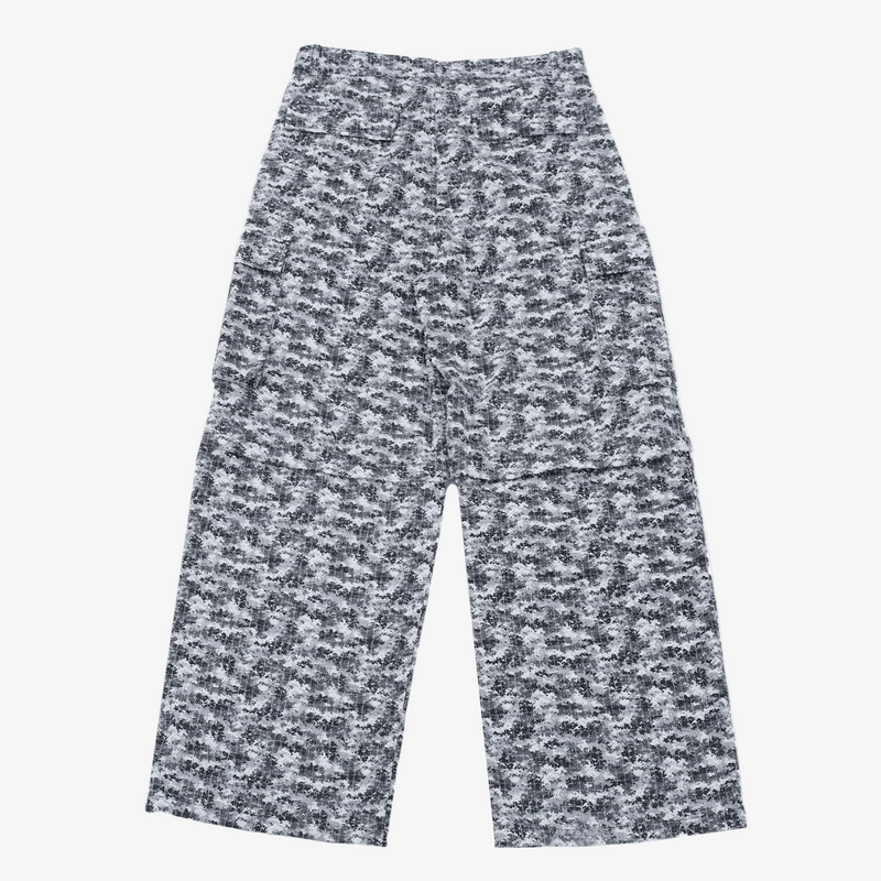 DIGI CAMO NEEDLEPUNCH CARGOS